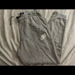 grey joggers